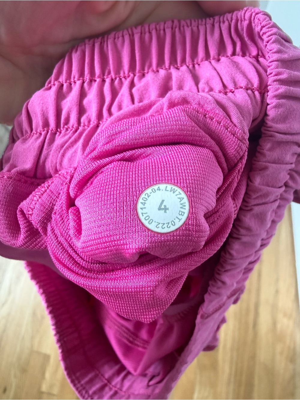 Lululemon Hotty Hot Low Rise 4” Shorts - Sonic Pink, size 4 - Picture 3 of 3